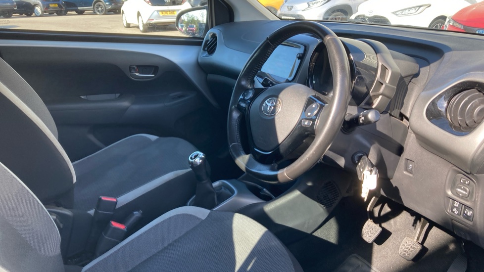 Toyota Aygo 1.0 VVT-i X-Play TSS 5dr Petrol Hatchback - Image 12