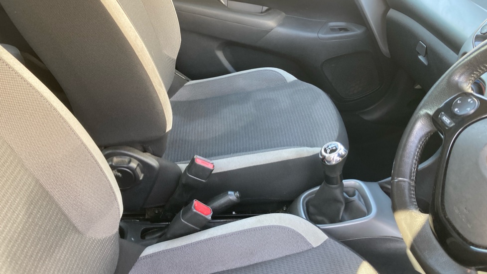 Toyota Aygo 1.0 VVT-i X-Play TSS 5dr Petrol Hatchback - Image 18