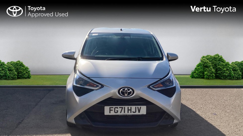 Toyota Aygo 1.0 VVT-i X-Play TSS 5dr Petrol Hatchback - Image 22