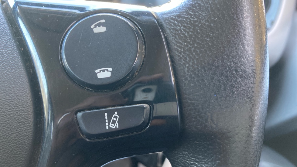 Toyota Aygo 1.0 VVT-i X-Play TSS 5dr Petrol Hatchback - Image 30