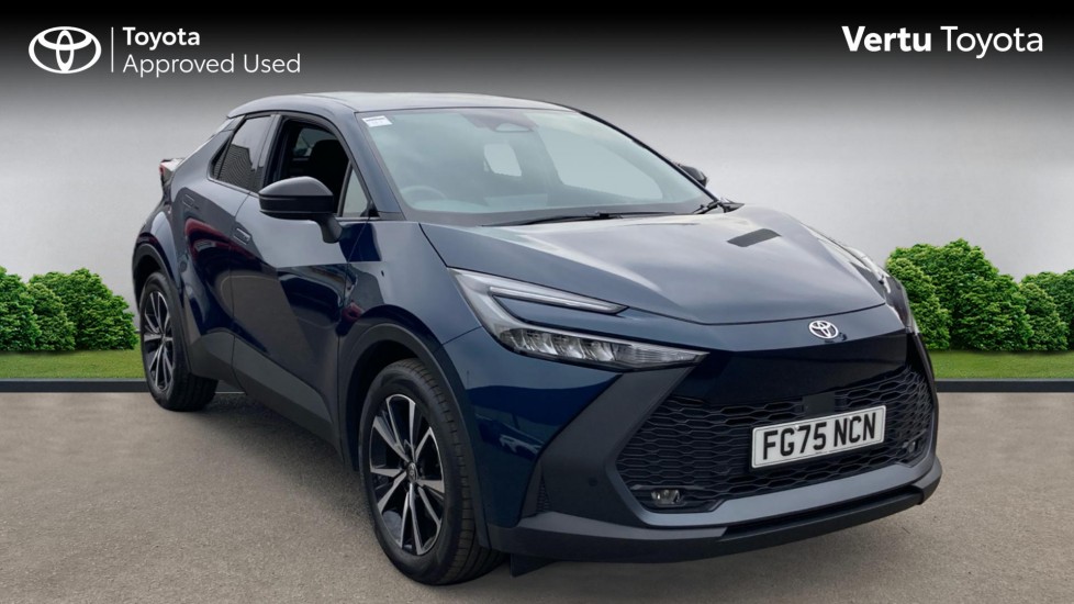 Toyota C-HR 2.0 PHEV Design 5dr CVT Hatchback - Image 1
