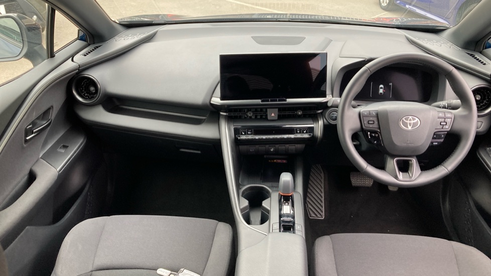 Toyota C-HR 2.0 PHEV Design 5dr CVT Hatchback - Image 6