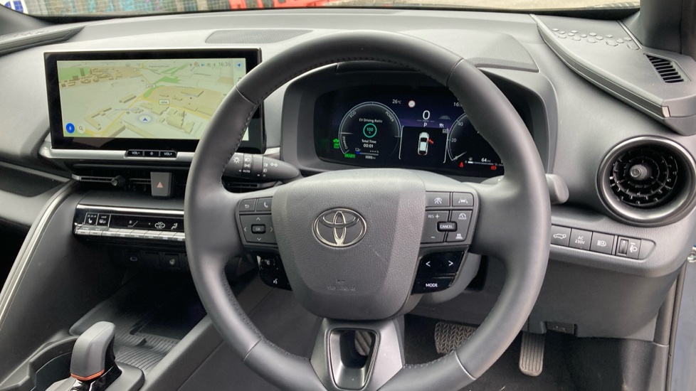Toyota C-HR 2.0 PHEV Design 5dr CVT Hatchback - Image 10