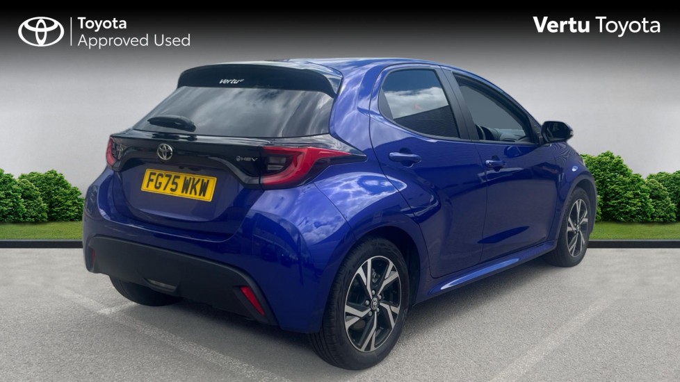 Toyota Yaris 1.5 Hybrid Design 5dr CVT Hybrid Hatchback - Image 2