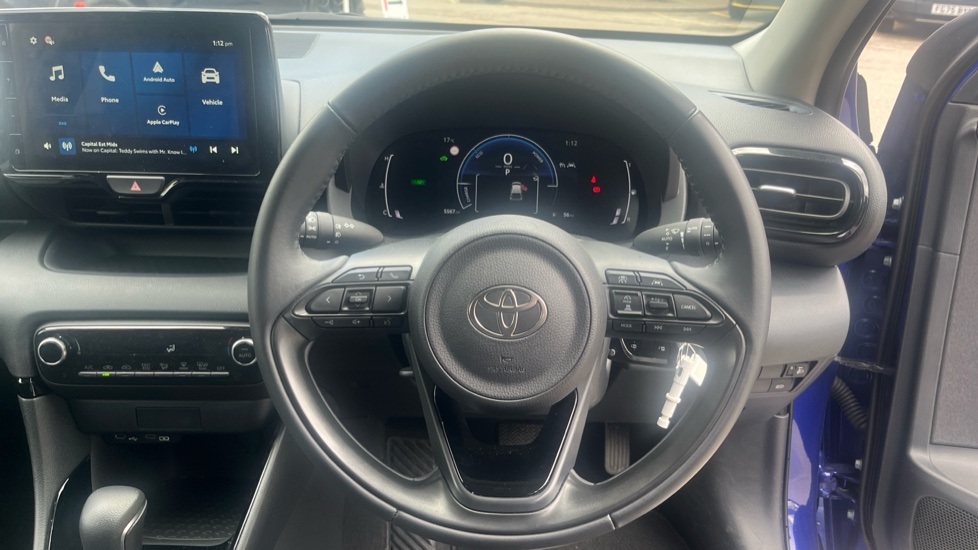 Toyota Yaris 1.5 Hybrid Design 5dr CVT Hybrid Hatchback - Image 7
