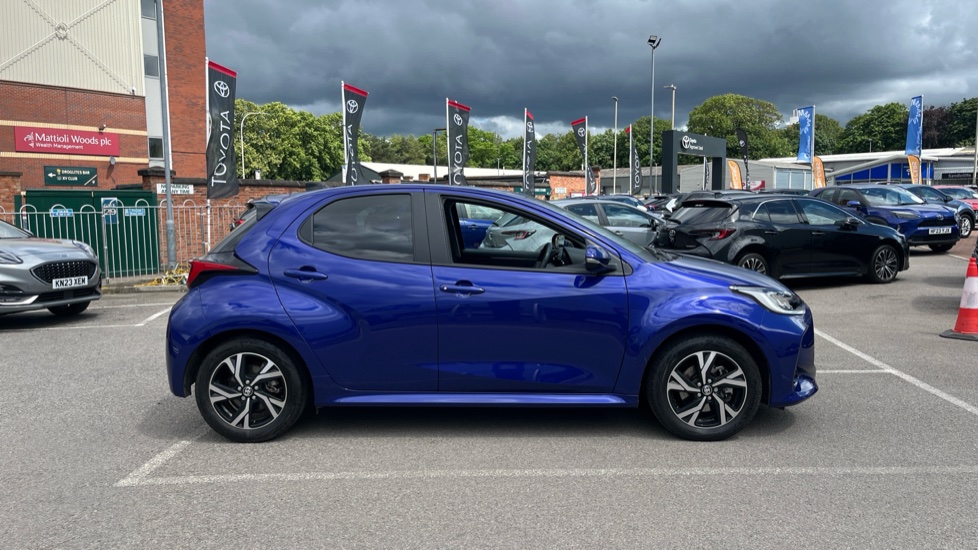 Toyota Yaris 1.5 Hybrid Design 5dr CVT Hybrid Hatchback - Image 23