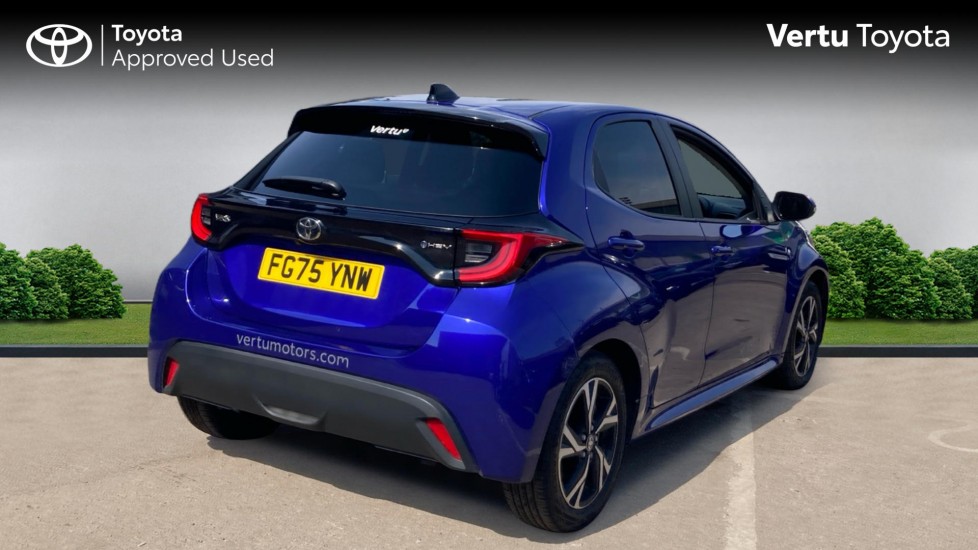 Toyota Yaris 1.5 Hybrid Design 5dr CVT Hybrid Hatchback - Image 2