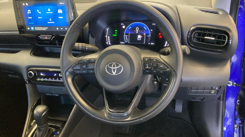 Toyota Yaris 1.5 Hybrid Design 5dr CVT Hybrid Hatchback - Image 10