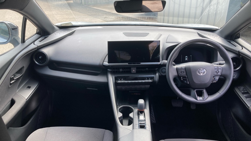 Toyota C-HR 1.8 Hybrid Design 5dr CVT Hybrid Hatchback - Image 6