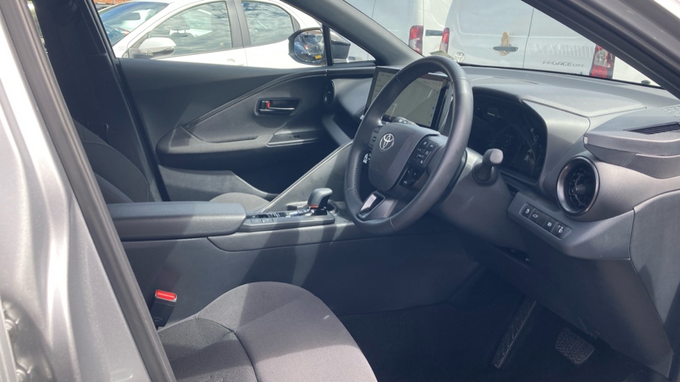Toyota C-HR 1.8 Hybrid Design 5dr CVT Hybrid Hatchback - Image 12