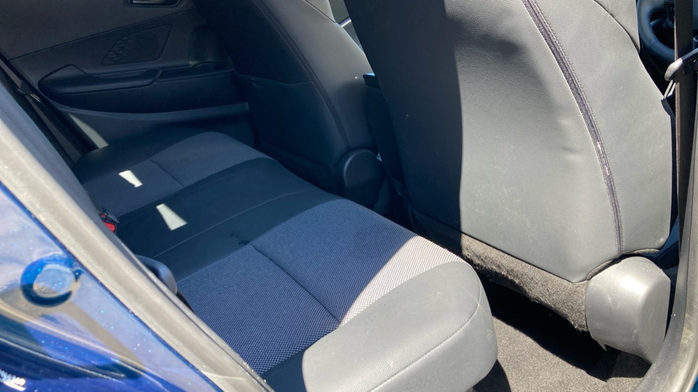 Toyota C-HR 1.8 Hybrid Excel 5dr CVT Hybrid Hatchback - Image 8