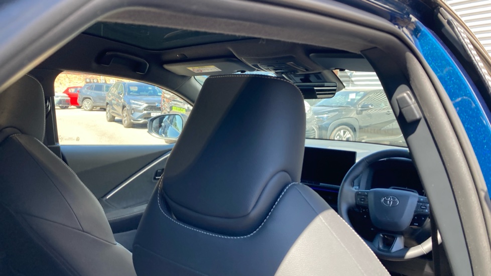 Toyota C-HR 1.8 Hybrid Excel 5dr CVT Hybrid Hatchback - Image 19