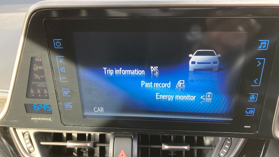 Toyota C-HR 1.8 Hybrid Dynamic 5dr CVT Hybrid Hatchback - Image 27