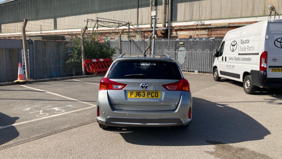 Toyota Auris 1.8 VVTi Hybrid Icon 5dr CVT Auto Hybrid Estate - Image 26