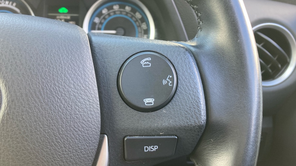 Toyota Auris 1.8 VVTi Hybrid Icon 5dr CVT Auto Hybrid Estate - Image 31