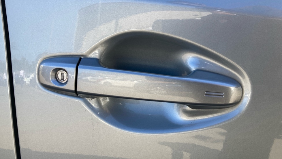 Toyota Auris 1.8 VVTi Hybrid Icon 5dr CVT Auto Hybrid Estate - Image 47