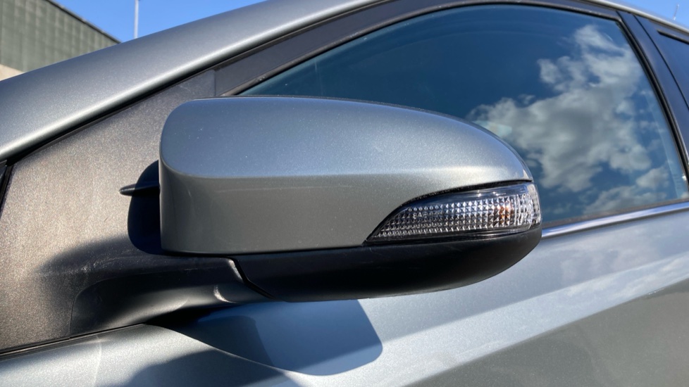 Toyota Auris 1.8 VVTi Hybrid Icon 5dr CVT Auto Hybrid Estate - Image 49