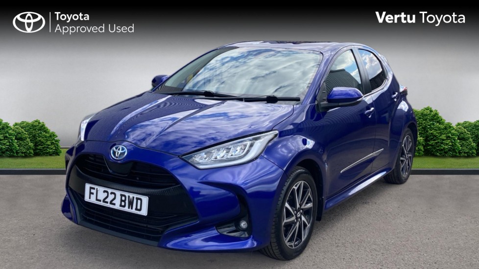 Toyota Yaris 1.5 Hybrid Design 5dr CVT Hybrid Hatchback - Image 3