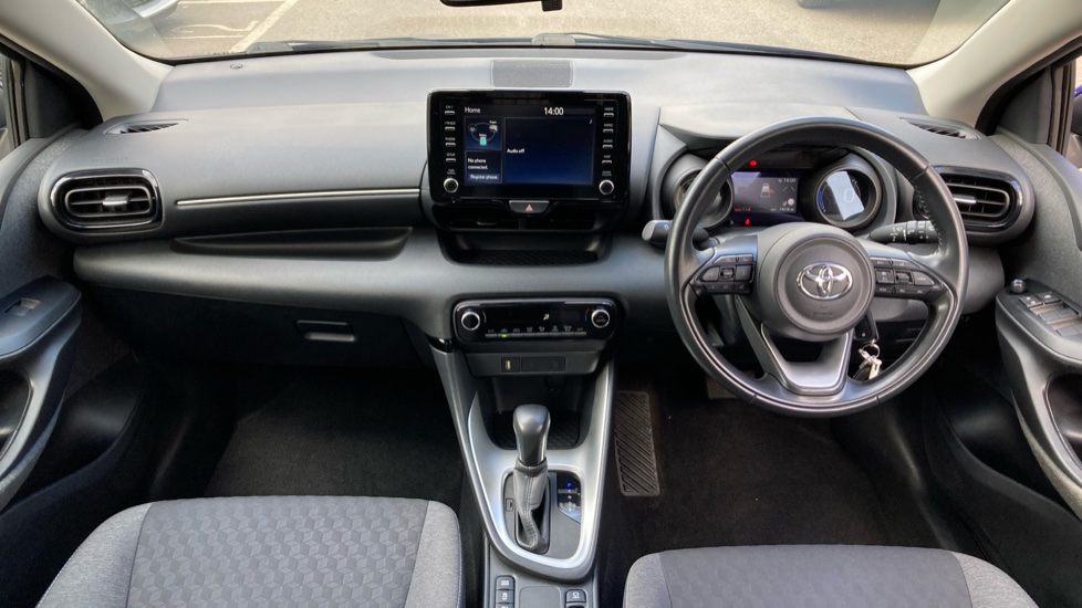 Toyota Yaris 1.5 Hybrid Design 5dr CVT Hybrid Hatchback - Image 6
