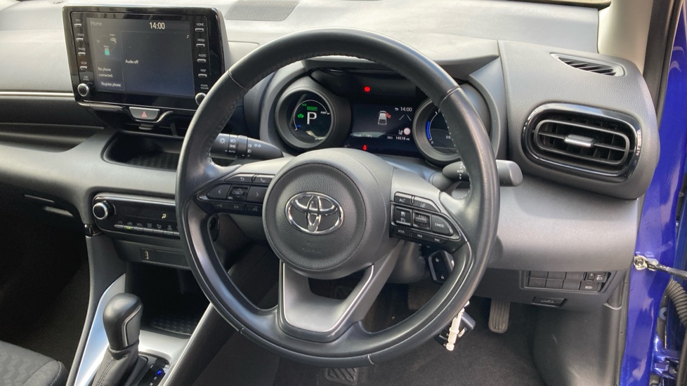 Toyota Yaris 1.5 Hybrid Design 5dr CVT Hybrid Hatchback - Image 7