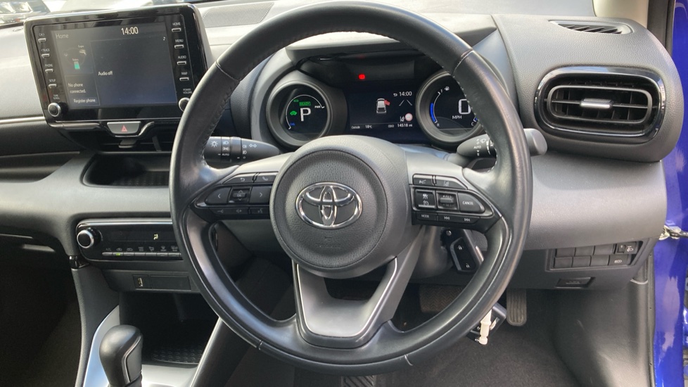 Toyota Yaris 1.5 Hybrid Design 5dr CVT Hybrid Hatchback - Image 10
