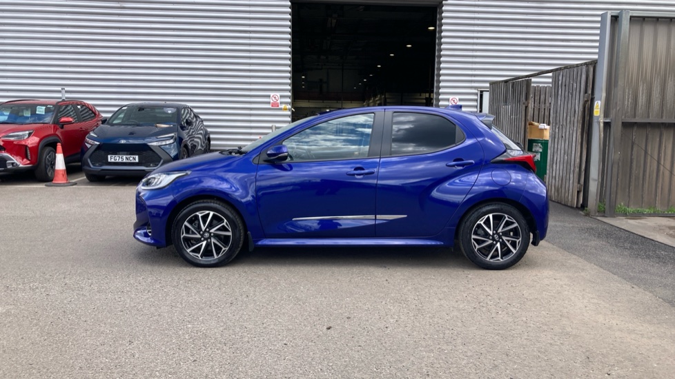 Toyota Yaris 1.5 Hybrid Design 5dr CVT Hybrid Hatchback - Image 24