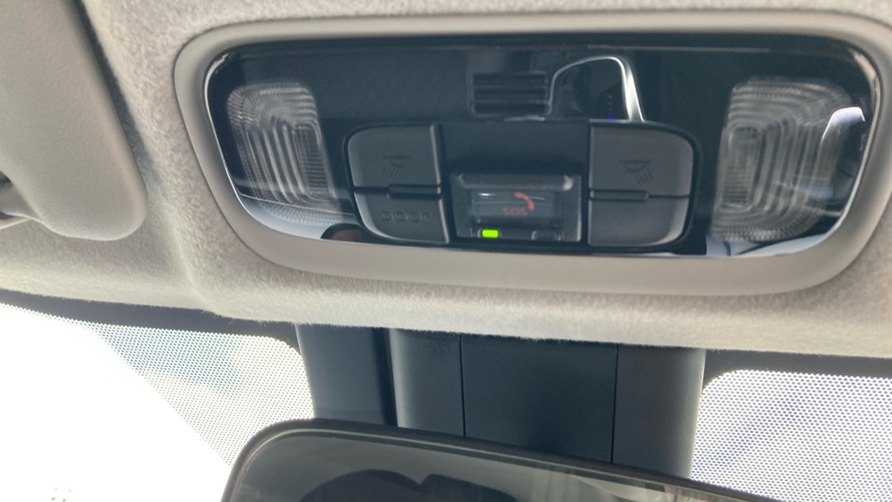 Toyota Yaris 1.5 Hybrid Design 5dr CVT Hybrid Hatchback - Image 29