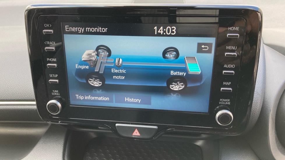 Toyota Yaris 1.5 Hybrid Design 5dr CVT Hybrid Hatchback - Image 44