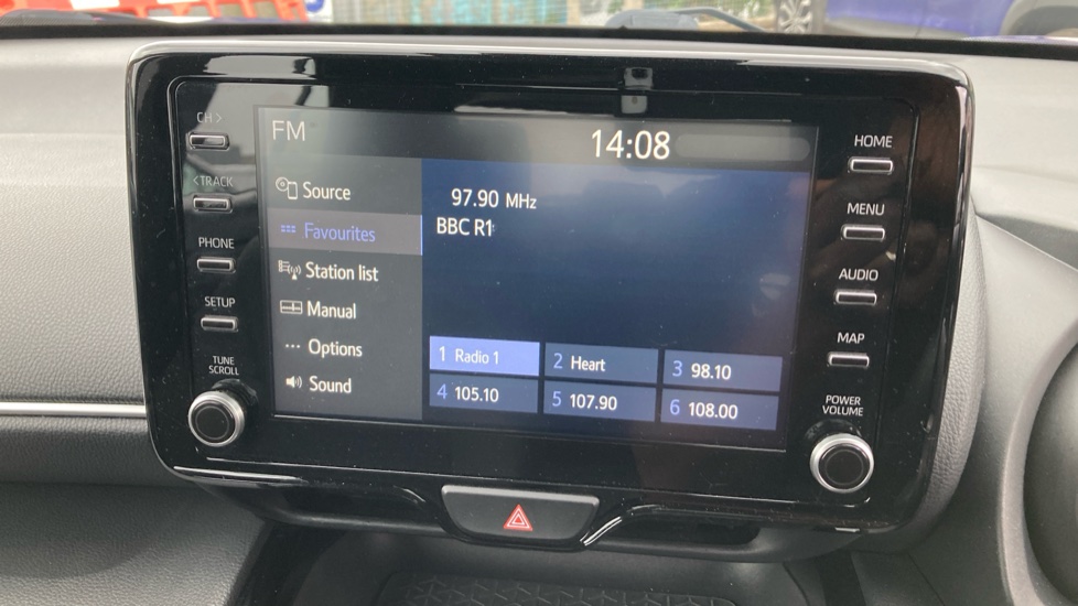 Toyota Yaris Cross 1.5 Hybrid Icon 5dr CVT Hybrid Estate - Image 42
