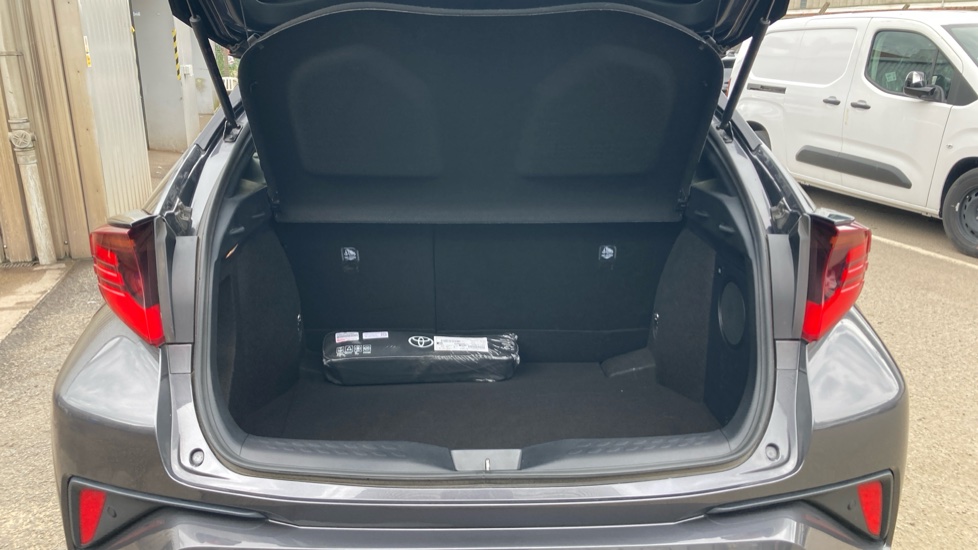 Toyota C-HR 1.8 Hybrid Excel 5dr CVT Hybrid Hatchback - Image 13