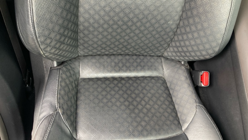 Toyota C-HR 1.8 Hybrid Excel 5dr CVT Hybrid Hatchback - Image 14