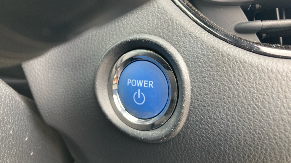 Toyota C-HR 1.8 Hybrid Excel 5dr CVT Hybrid Hatchback - Image 16