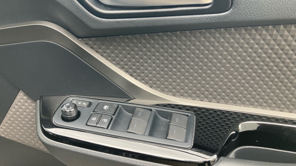 Toyota C-HR 1.8 Hybrid Excel 5dr CVT Hybrid Hatchback - Image 20