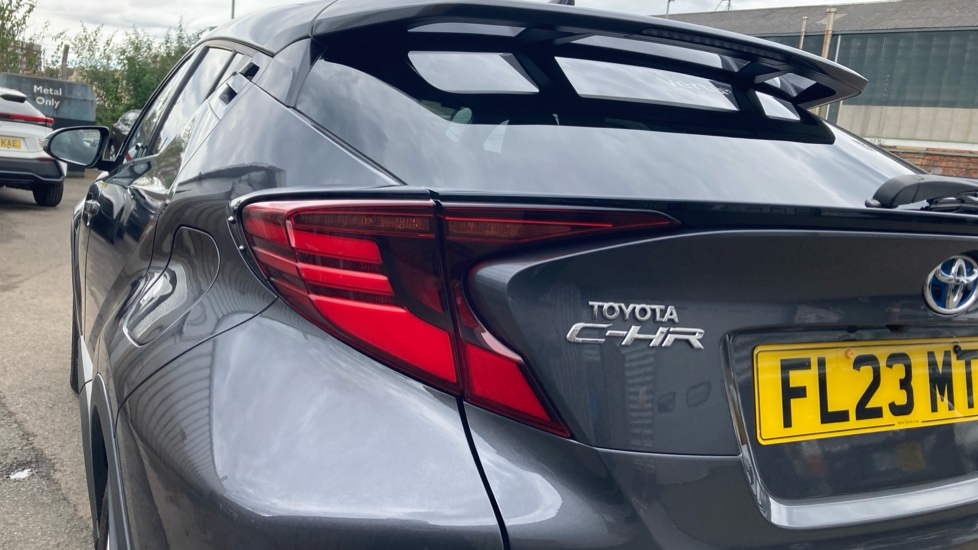 Toyota C-HR 1.8 Hybrid Excel 5dr CVT Hybrid Hatchback - Image 21