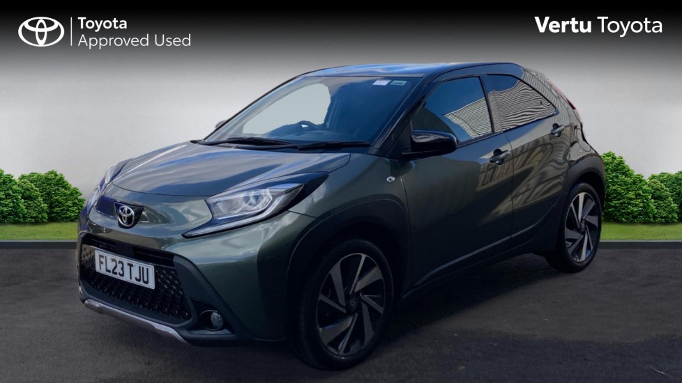 Toyota Aygo X 1.0 VVT-i Exclusive 5dr Petrol Hatchback - Image 3
