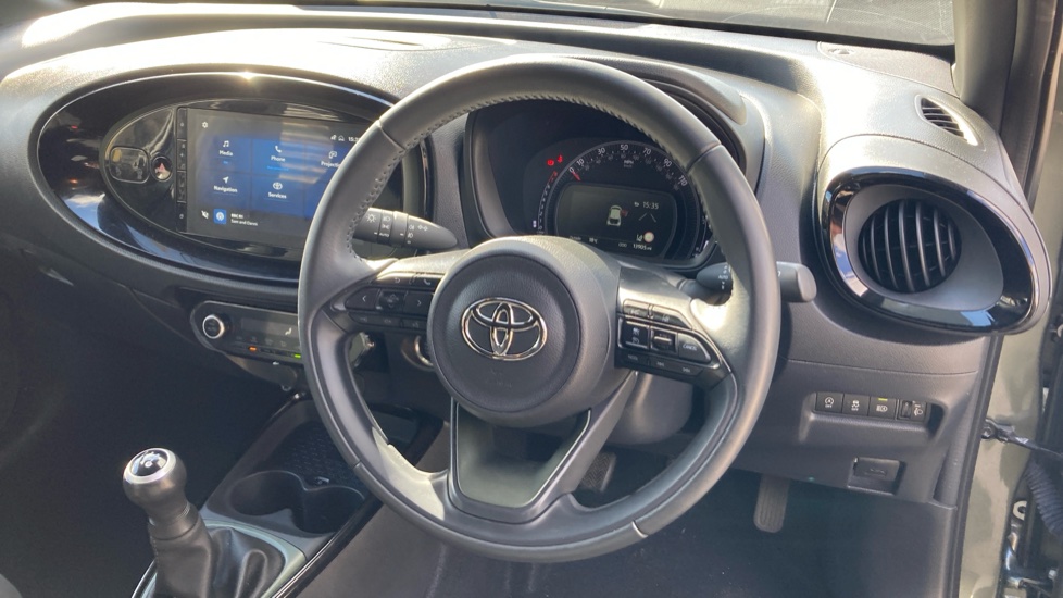 Toyota Aygo X 1.0 VVT-i Exclusive 5dr Petrol Hatchback - Image 7