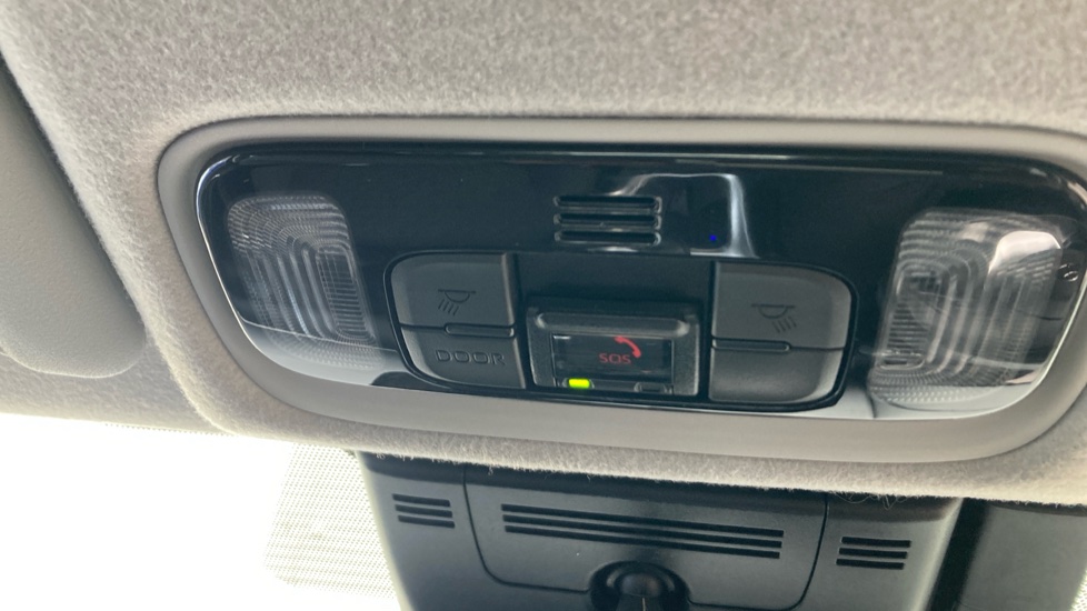 Toyota Yaris Cross 1.5 Hybrid Icon 5dr CVT Hybrid Estate - Image 29