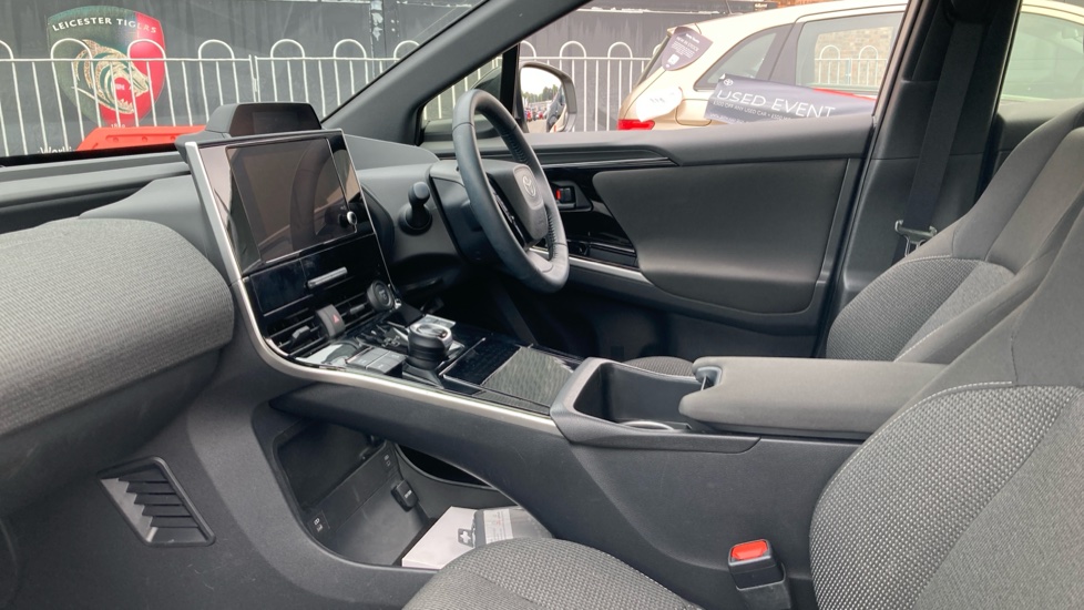 Toyota bZ4X 150kW Pure 71.4kWh 5dr Auto [11kW] Electric Hatchback - Image 5