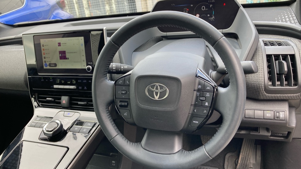 Toyota bZ4X 150kW Pure 71.4kWh 5dr Auto [11kW] Electric Hatchback - Image 7
