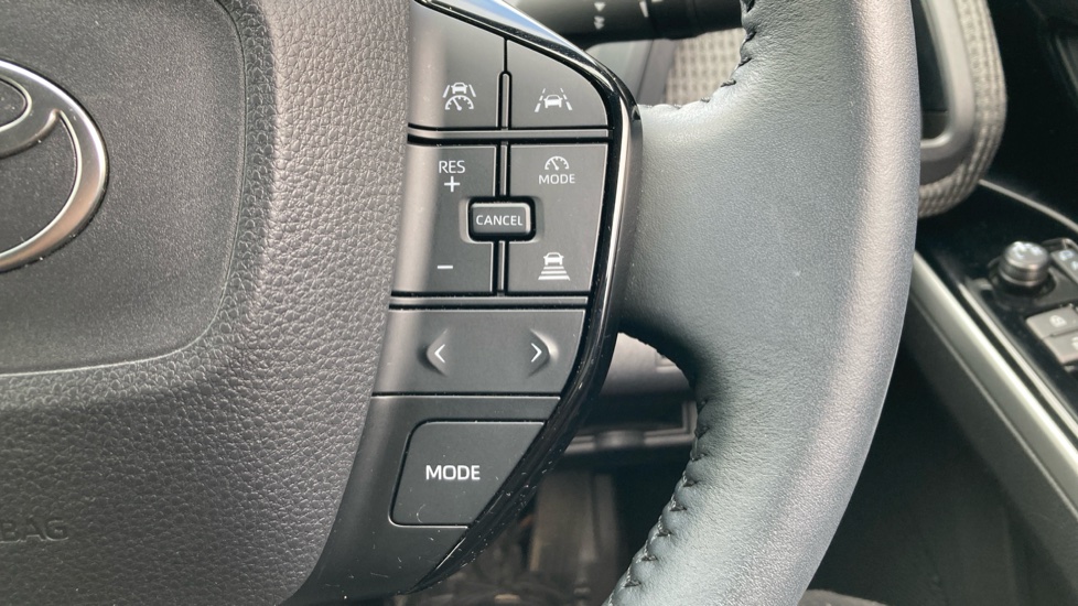 Toyota bZ4X 150kW Pure 71.4kWh 5dr Auto [11kW] Electric Hatchback - Image 30