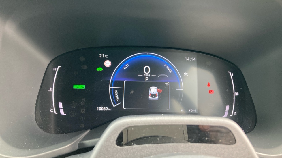 Toyota Aygo X 1.5 Hybrid Design 5dr CVT Hybrid Hatchback - Image 11