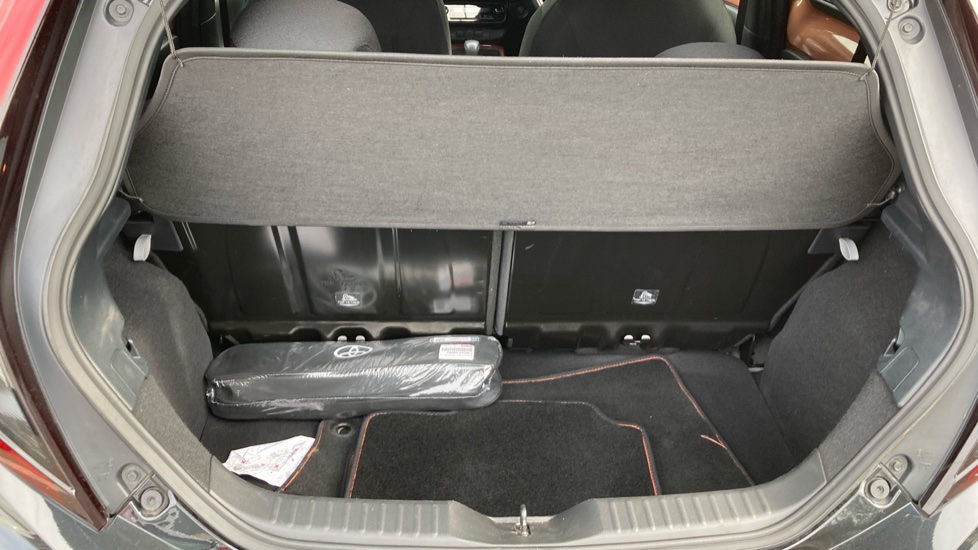 Toyota Aygo X 1.5 Hybrid Design 5dr CVT Hybrid Hatchback - Image 13