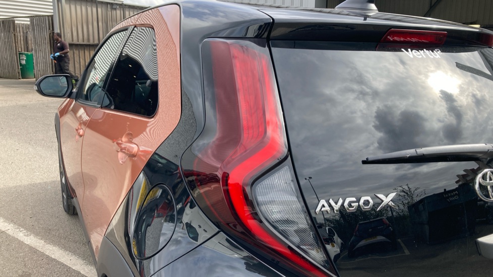 Toyota Aygo X 1.5 Hybrid Design 5dr CVT Hybrid Hatchback - Image 21