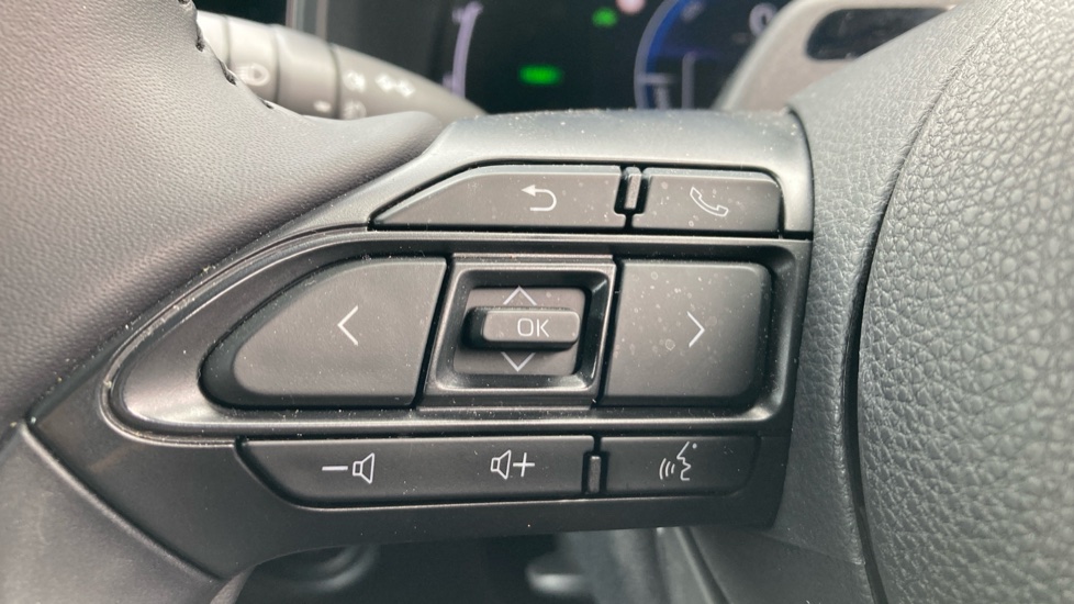 Toyota Aygo X 1.5 Hybrid Design 5dr CVT Hybrid Hatchback - Image 37