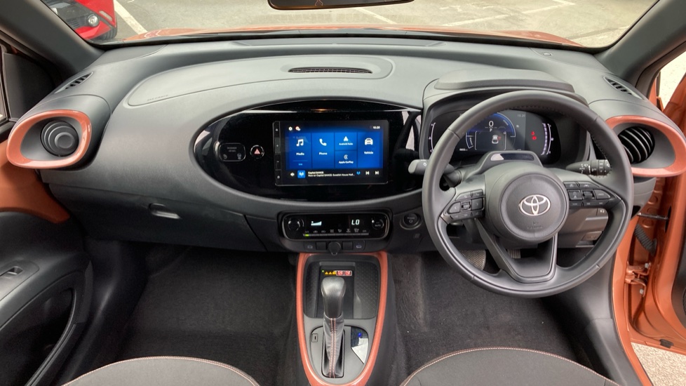 Toyota Aygo X 1.5 Hybrid Design 5dr CVT Hybrid Hatchback - Image 6