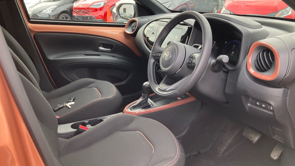 Toyota Aygo X 1.5 Hybrid Design 5dr CVT Hybrid Hatchback - Image 12