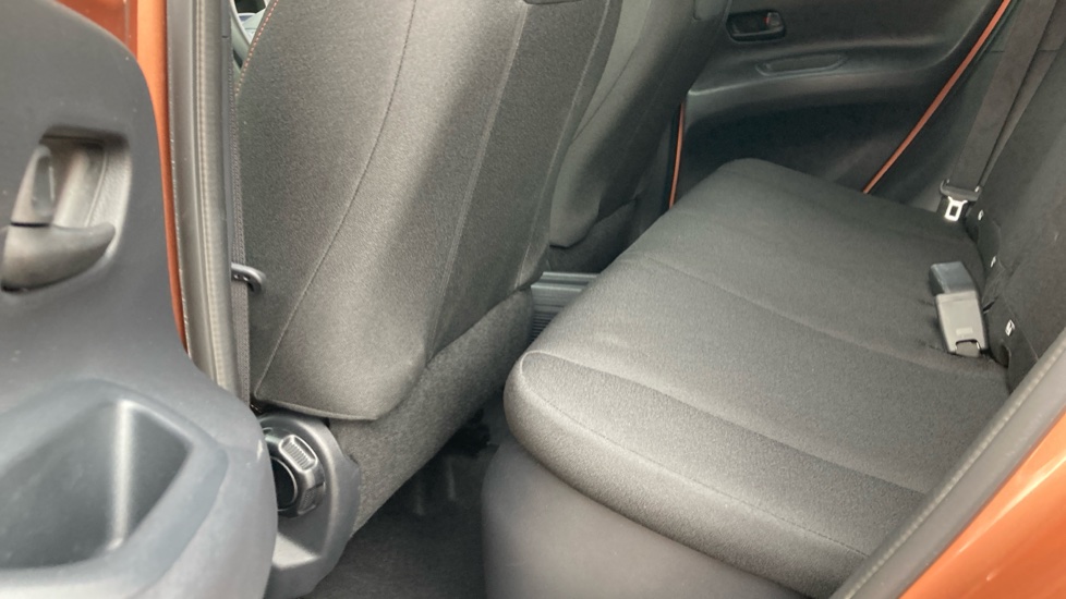Toyota Aygo X 1.5 Hybrid Design 5dr CVT Hybrid Hatchback - Image 15