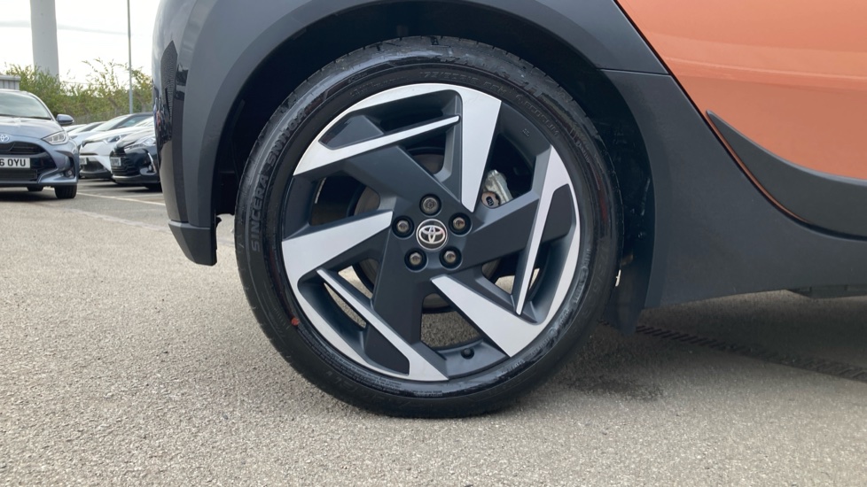 Toyota Aygo X 1.5 Hybrid Design 5dr CVT Hybrid Hatchback - Image 25