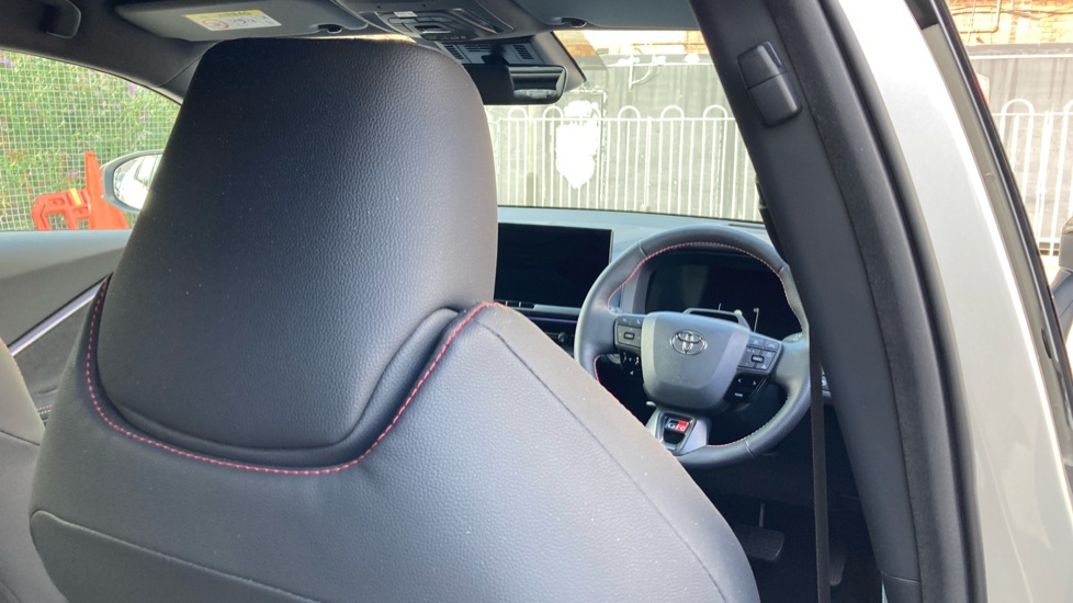 Toyota C-HR 2.0 PHEV GR Sport 5dr CVT Hatchback - Image 19