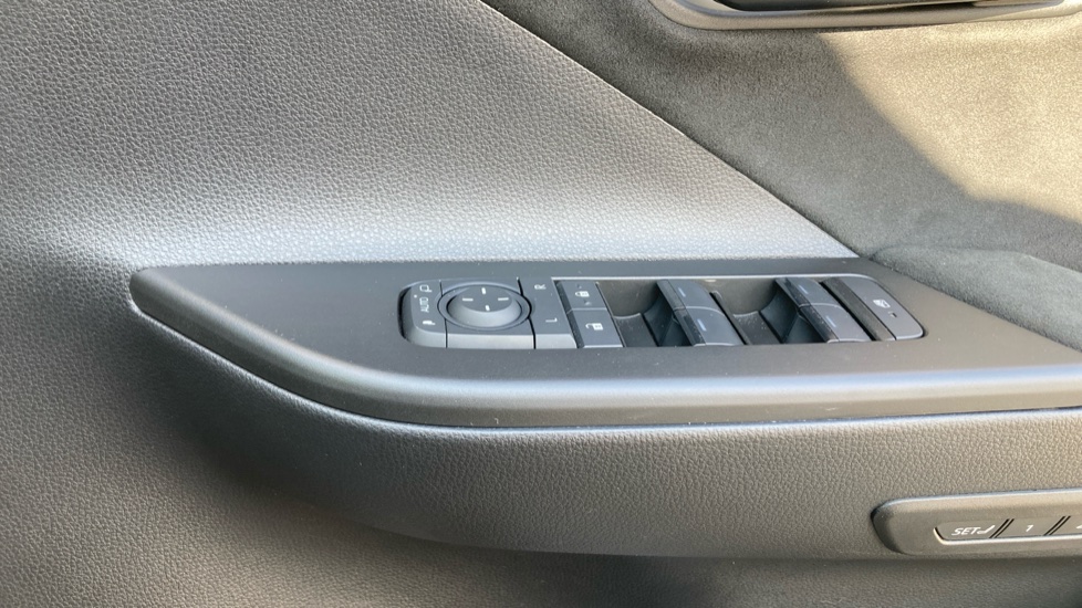 Toyota C-HR 2.0 PHEV GR Sport 5dr CVT Hatchback - Image 20